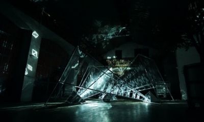 Intallation Crystallize dans la serre (résidence arts sciences du studioTHEORIZ mars 2016) Copyright Fondation Seguin